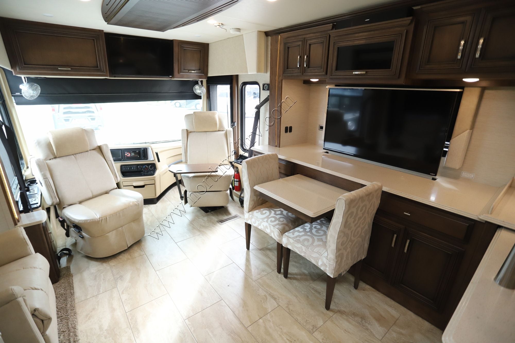 Used 2018 Newmar Ventana Le 4048 Class A  For Sale