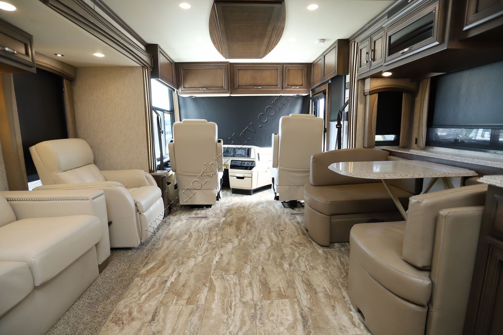 Used 2019 Newmar Ventana Le 3412 Class A  For Sale