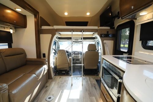 2019 Tiffin Motor Homes Wayfarer 24TW
