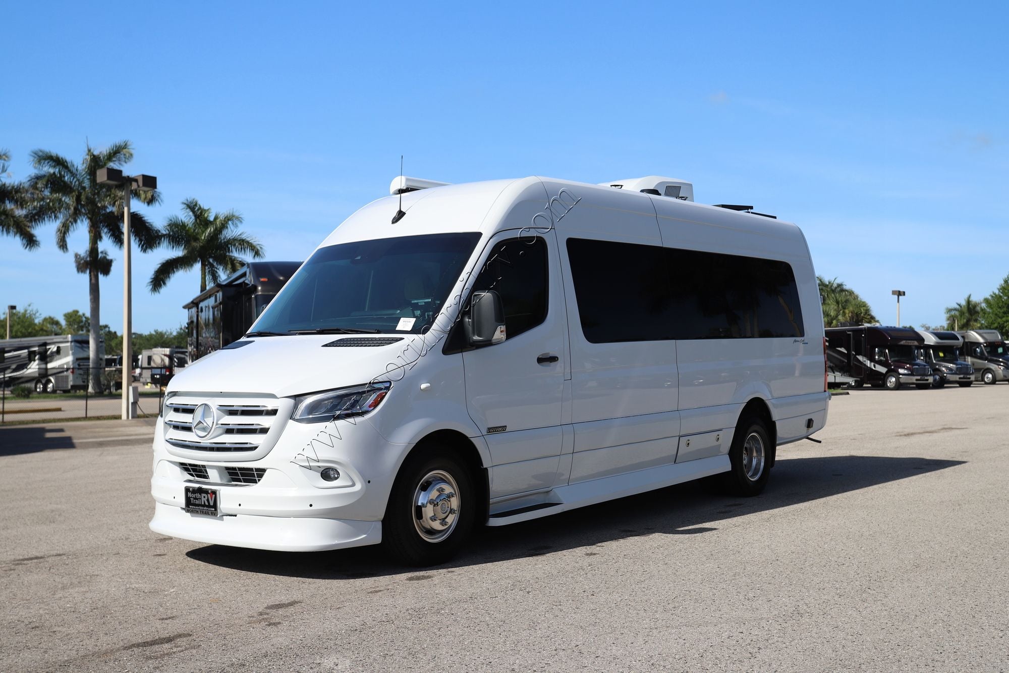 Used 2023 Midwest Patriot MD4 Class B  For Sale