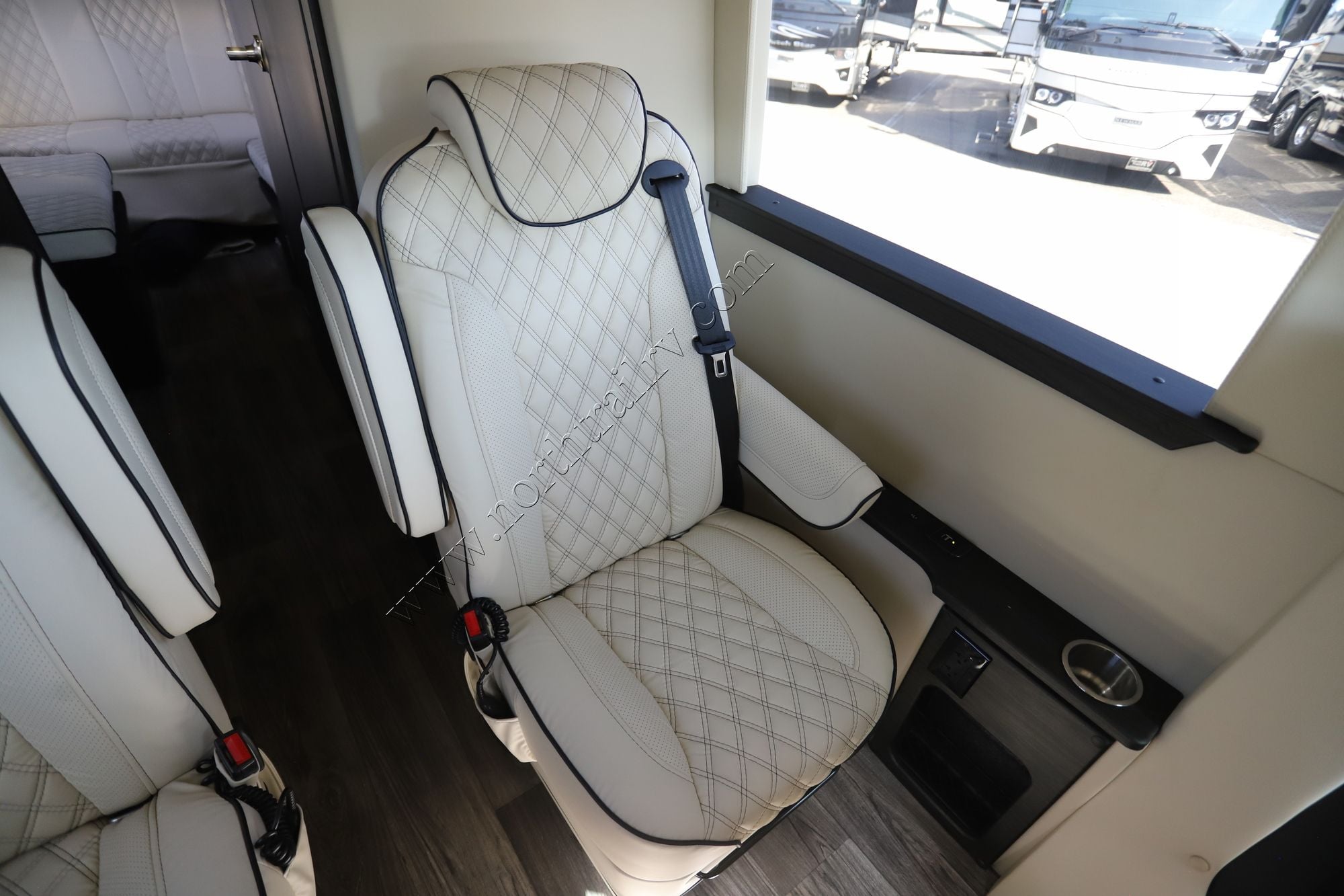 Used 2023 Midwest Patriot MD4 Class B  For Sale