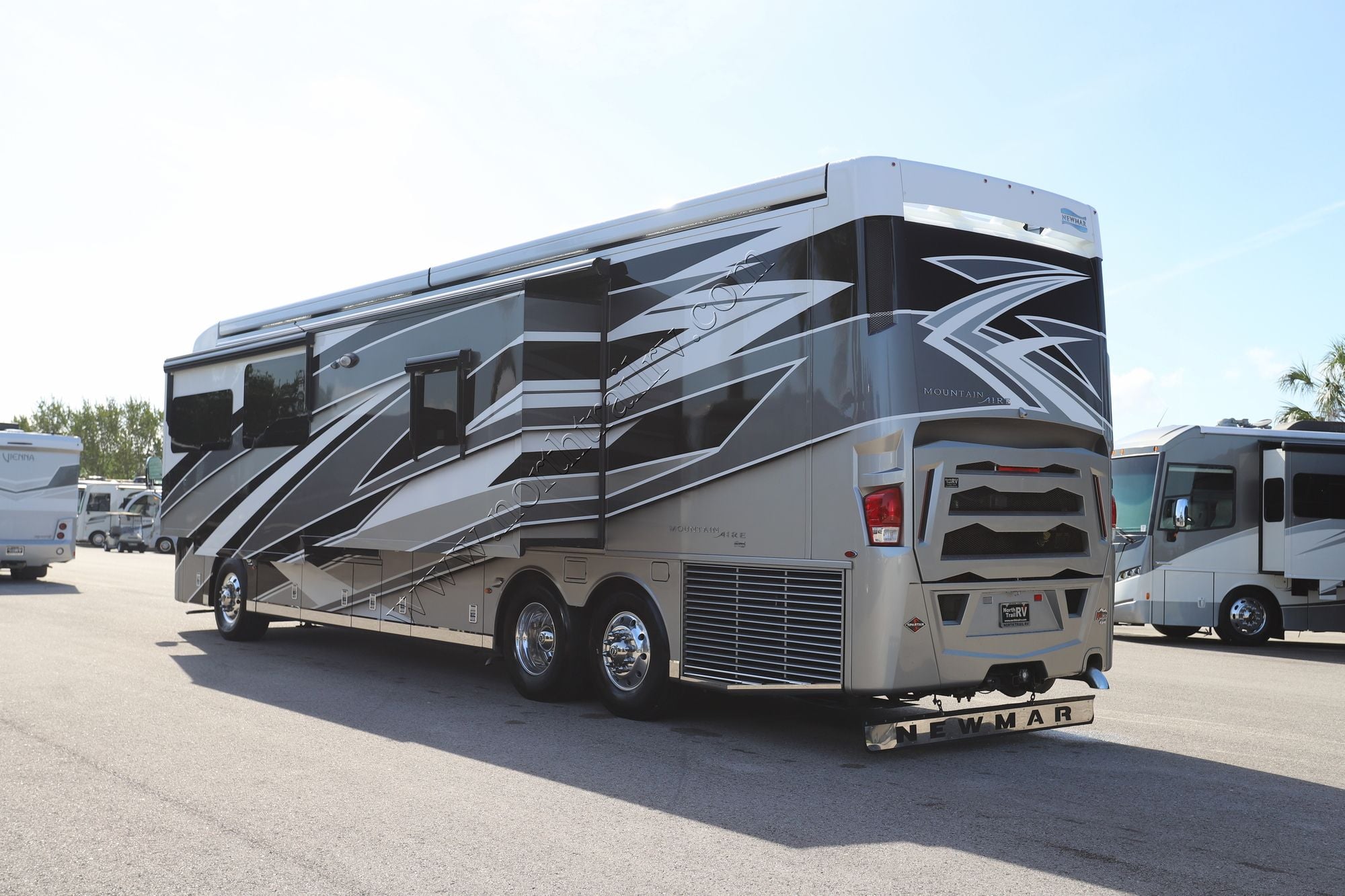 Used 2024 Newmar Mountain Aire 4118 Class A  For Sale