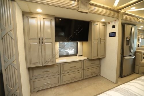 2024 Newmar Mountain Aire 4118