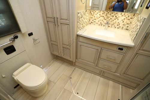 2022 Newmar Mountain Aire 4118