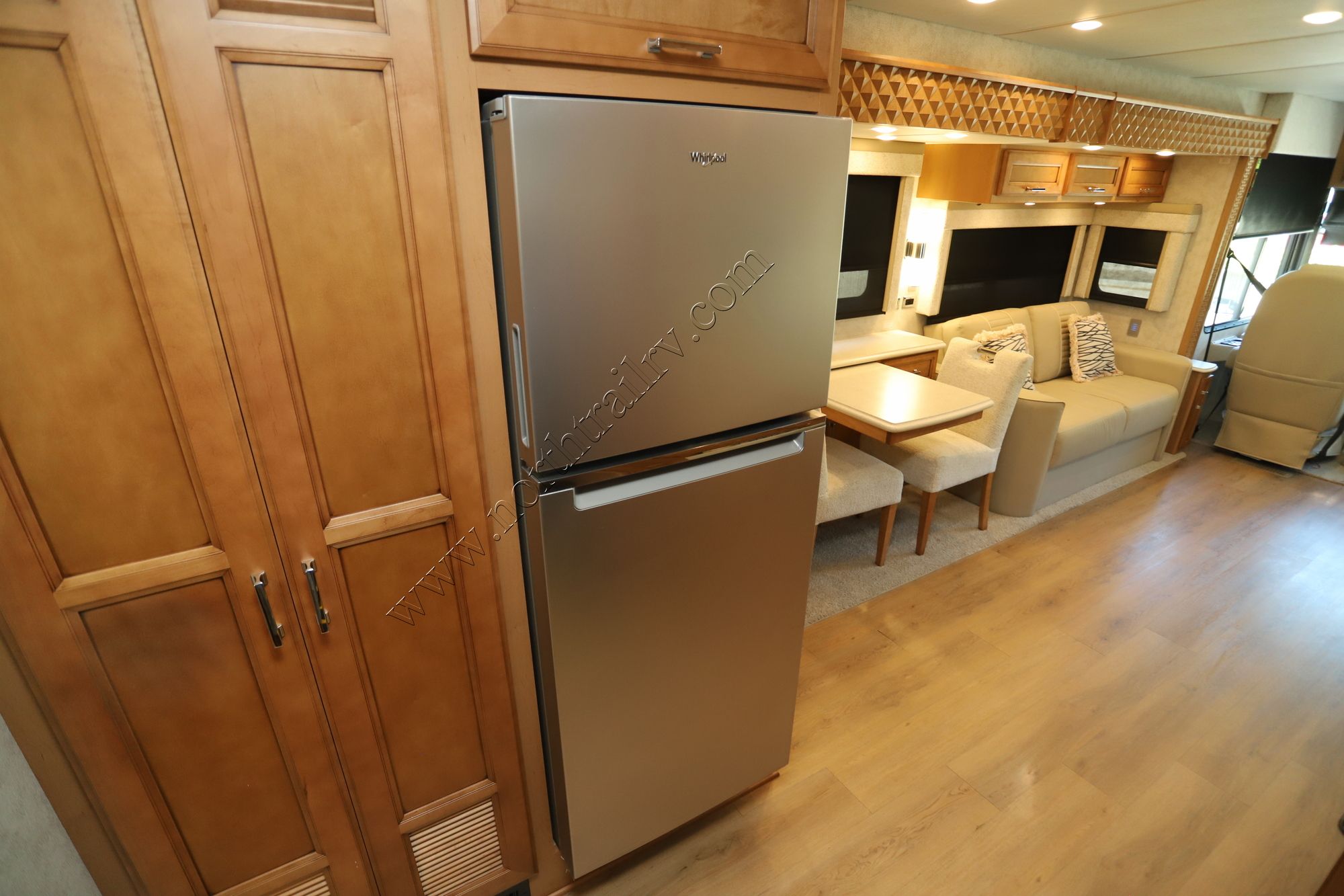 Used 2023 Newmar Bay Star 3811 Class A  For Sale