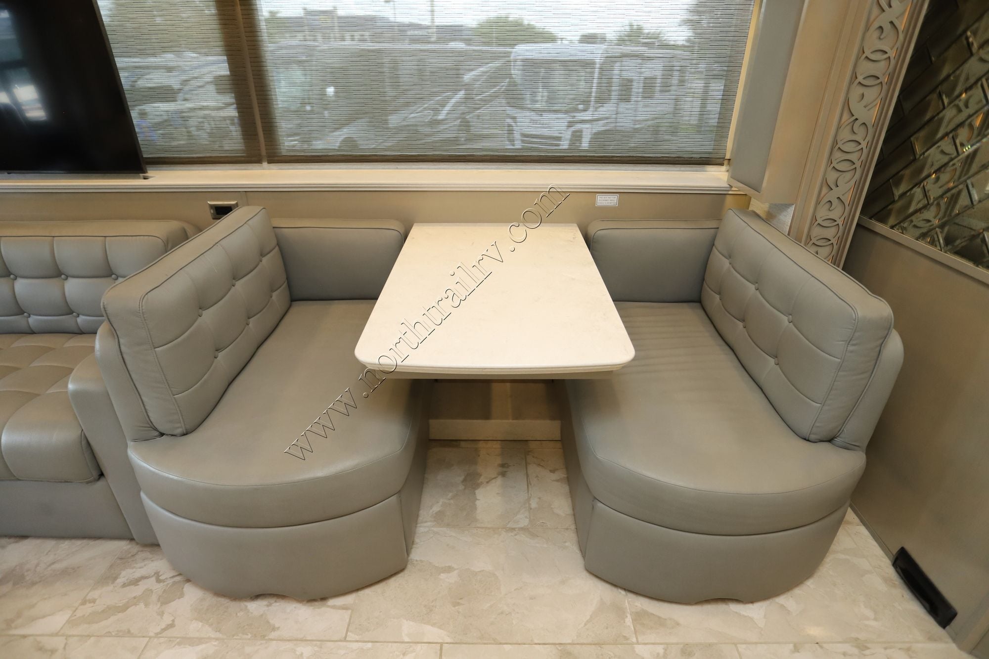 Used 2023 Newmar Essex 4521 Class A  For Sale