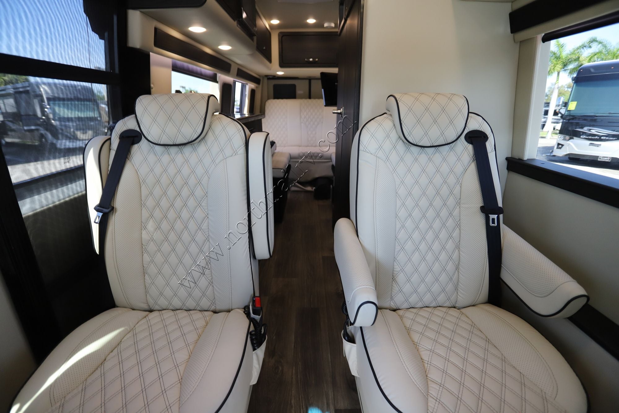 Used 2023 Midwest Patriot MD4 Class B  For Sale