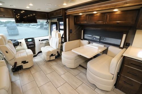 2020 Tiffin Motor Homes Breeze 33BR