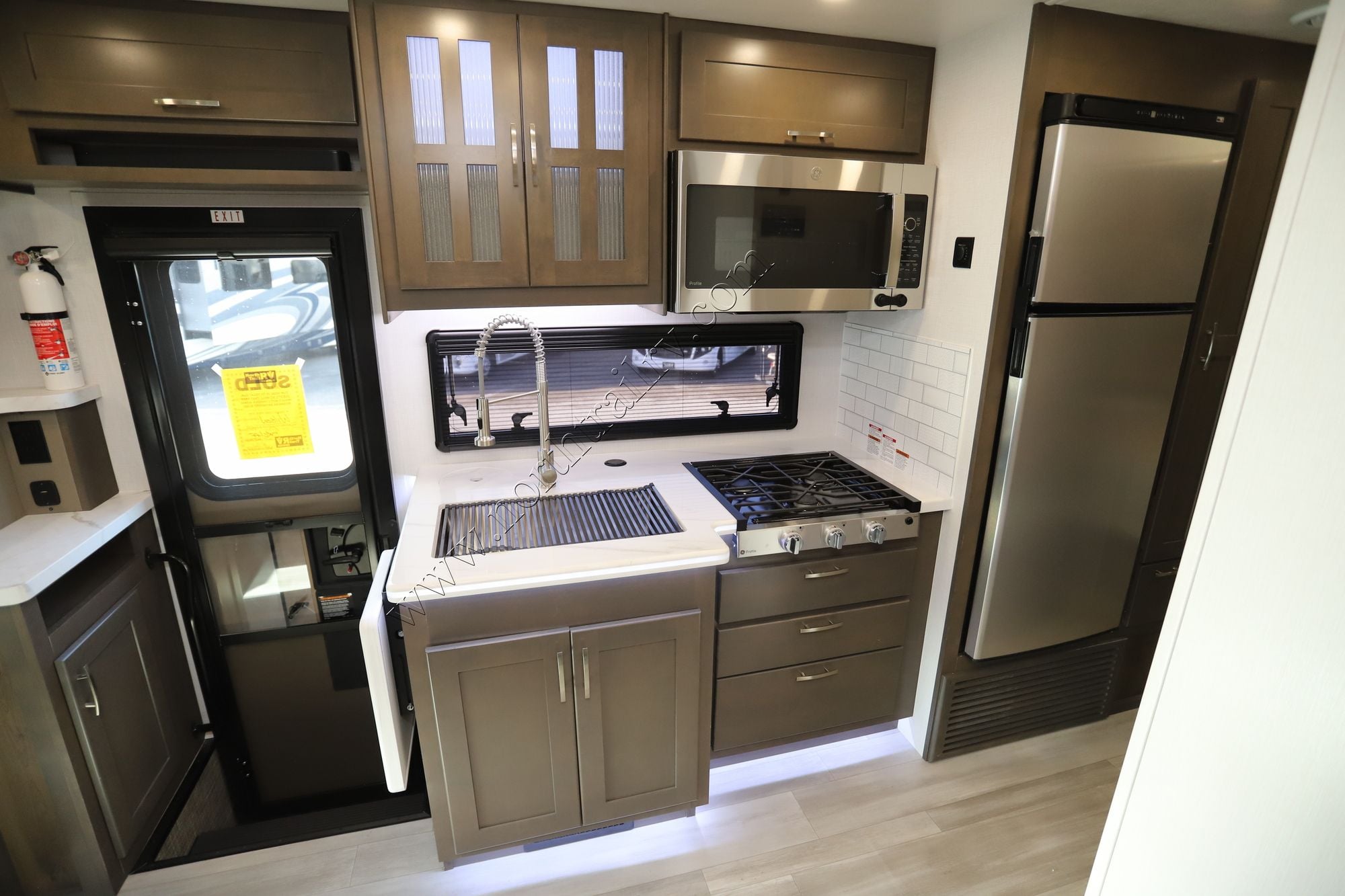 New 2026 Dynamax Isata 5 28SS 4X4 EX Super C  For Sale