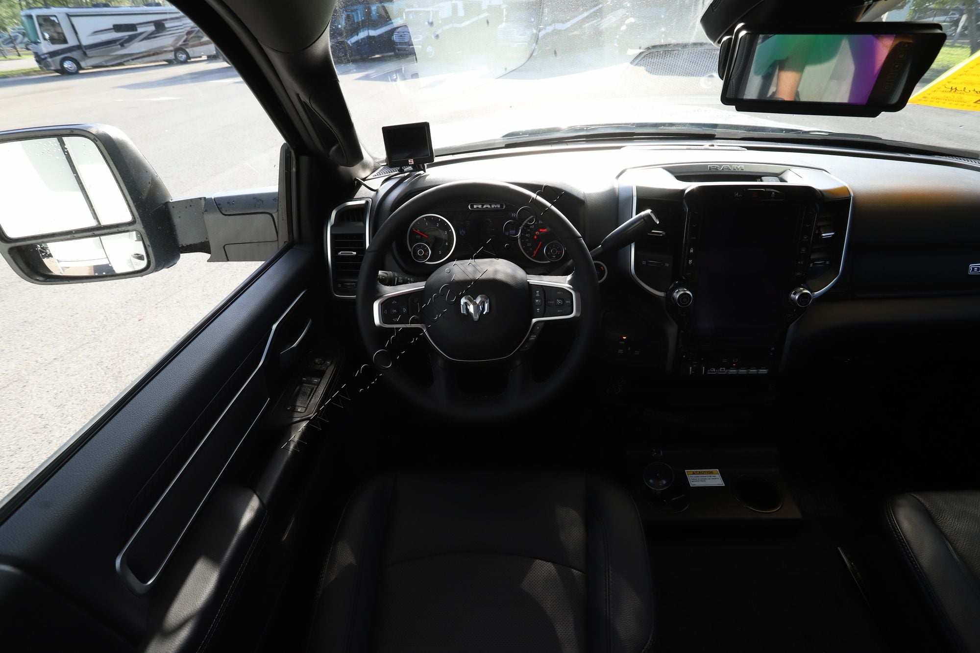 New 2026 Dynamax Isata 5 28SS 4X4 EX Super C  For Sale