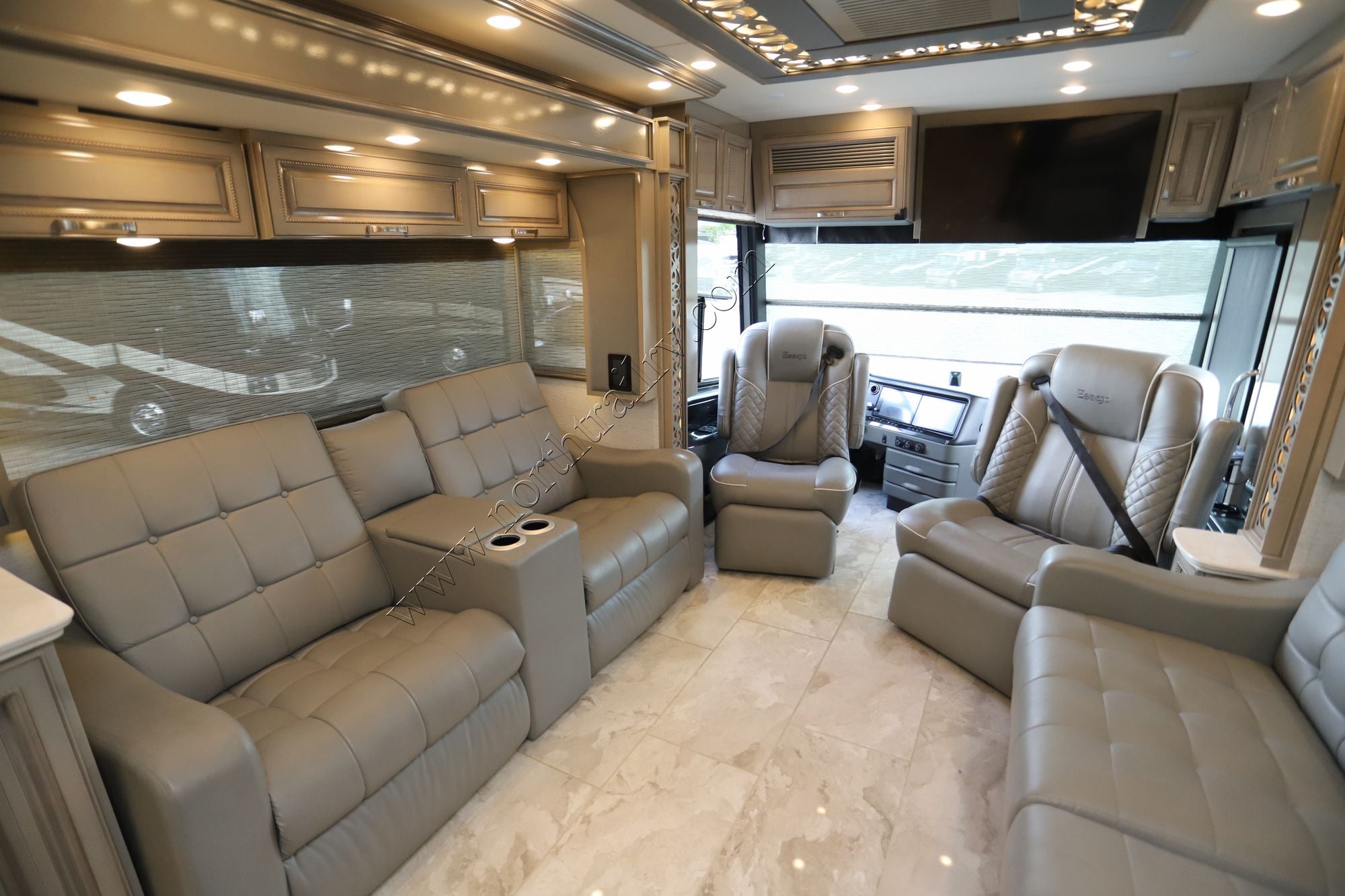 Used 2023 Newmar Essex 4521 Class A  For Sale