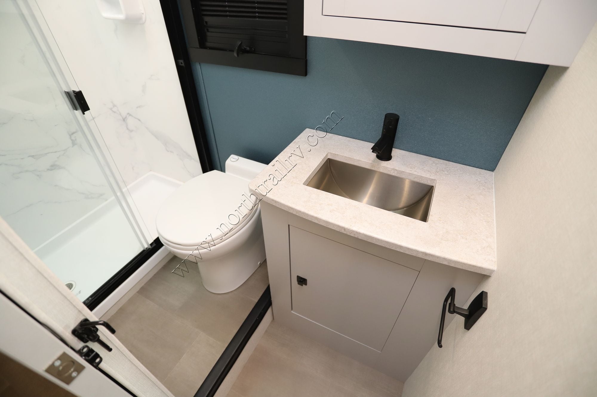 Used 2025 Coachmen Euro 25TB Class A  For Sale