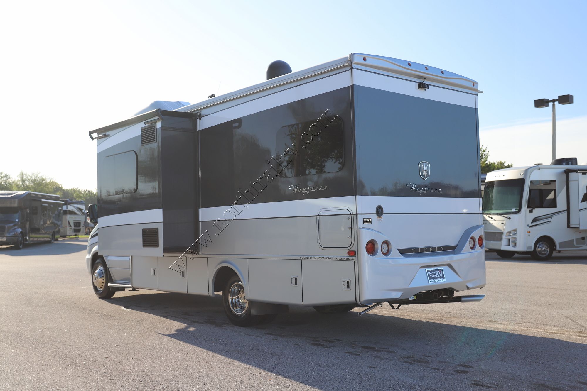 Used 2019 Tiffin Motor Homes Wayfarer 24TW Class C  For Sale
