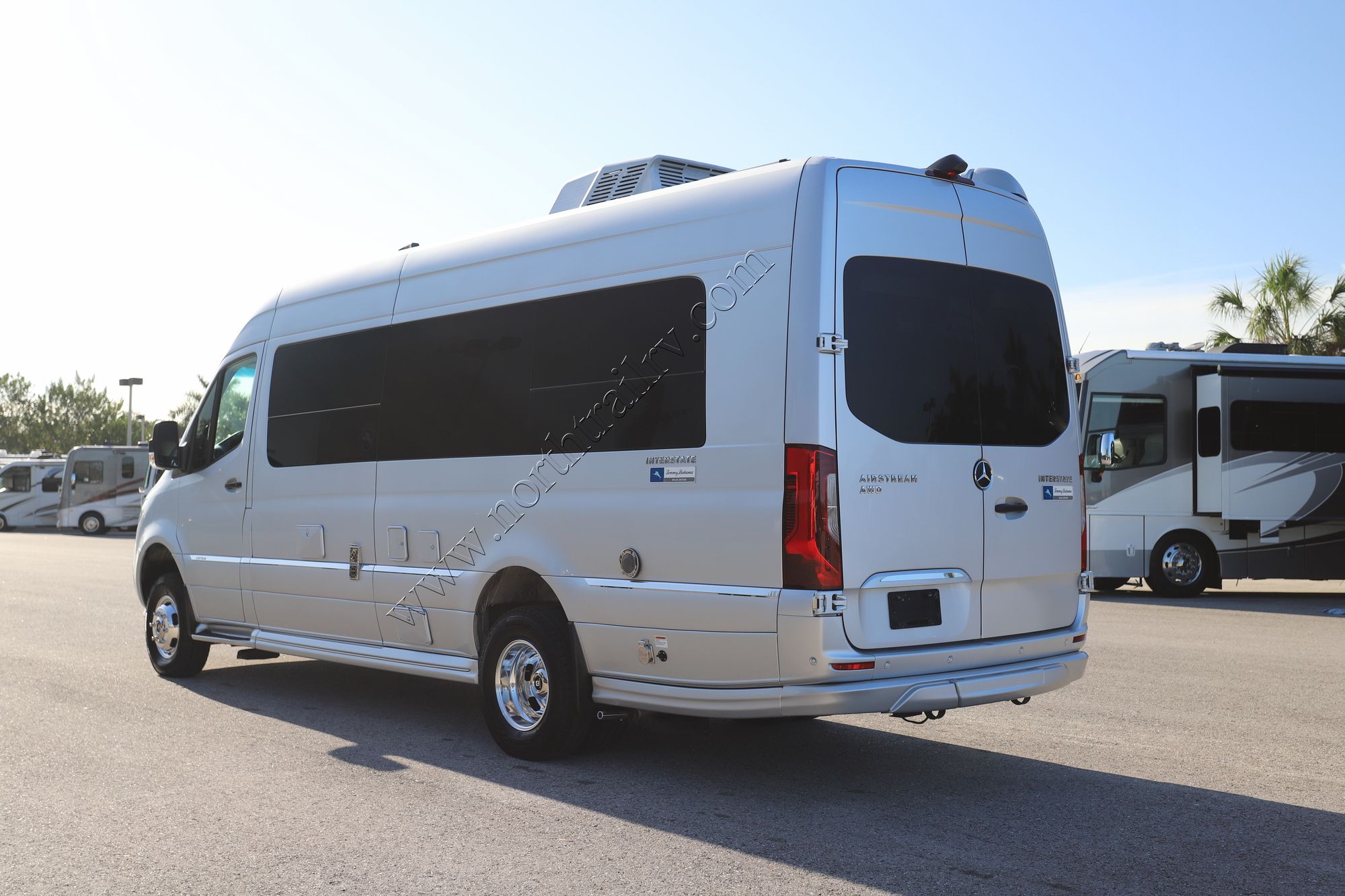 2024 Airstream Interstate 24GL Tommy Bahama AWD Class B Used  For Sale