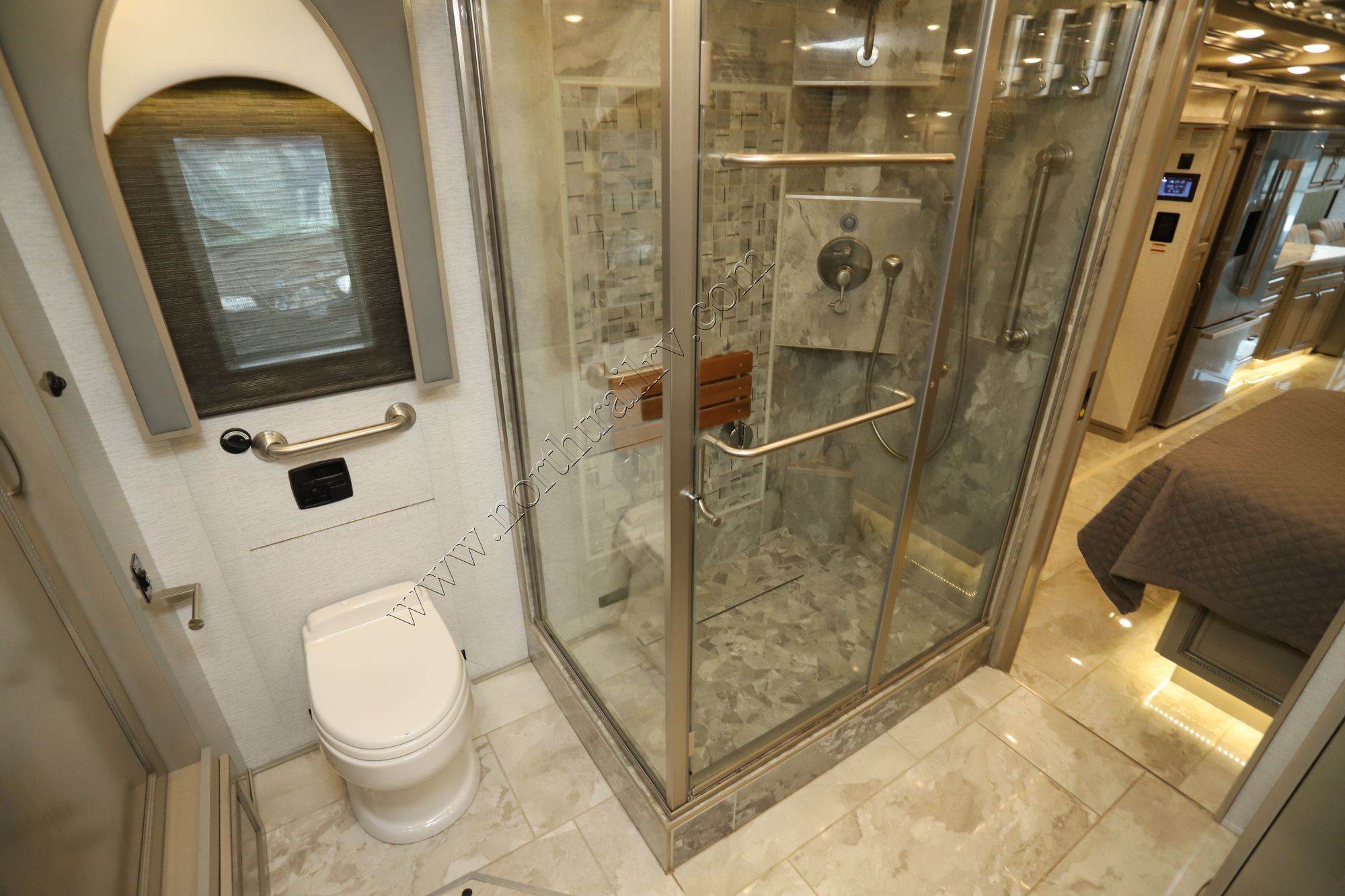 Used 2023 Newmar Essex 4521 Class A  For Sale