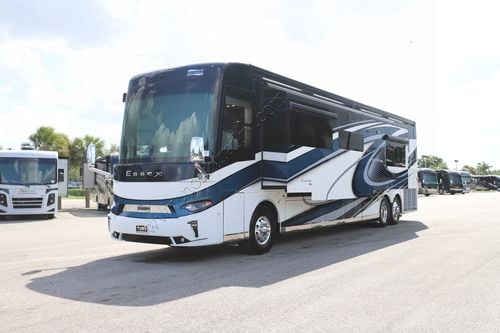 2023 Newmar Essex 4521