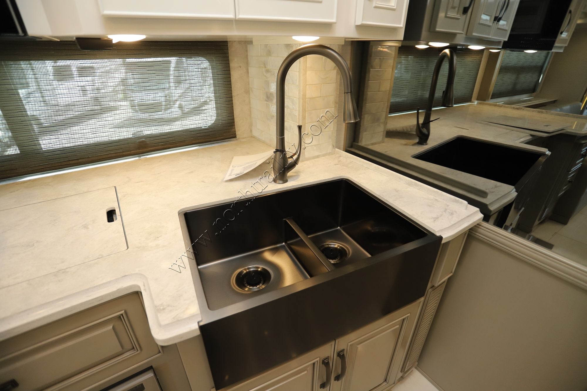 New 2026 Newmar Dutch Star 4081 Class A  For Sale