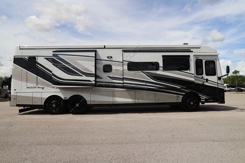 2026 Newmar Dutch Star 4081