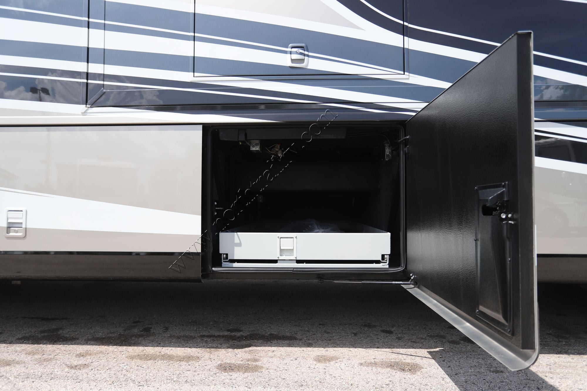 New 2026 Newmar Dutch Star 4081 Class A  For Sale