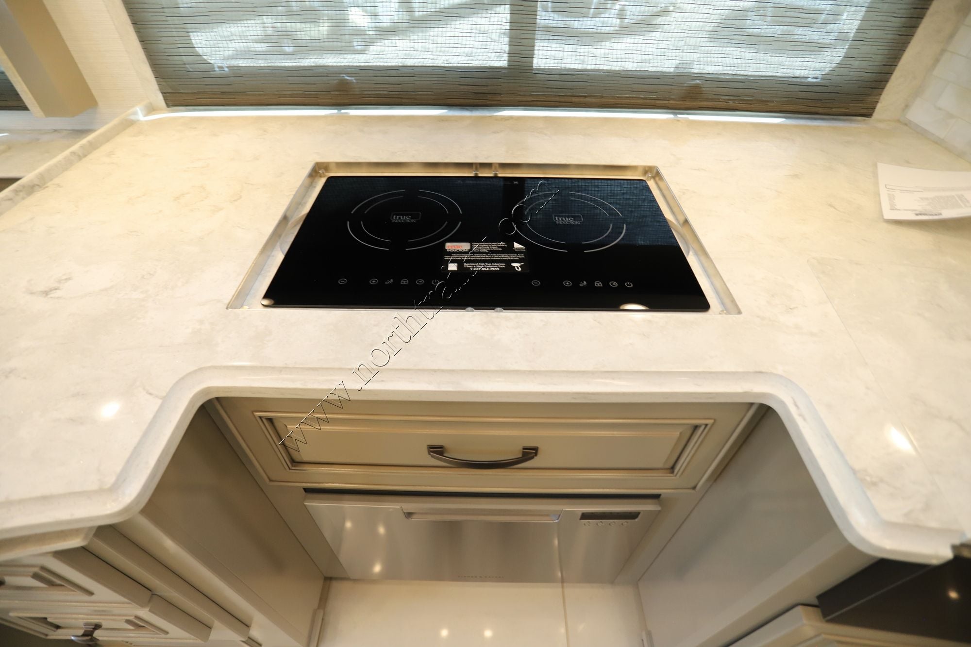 New 2026 Newmar Dutch Star 4081 Class A  For Sale