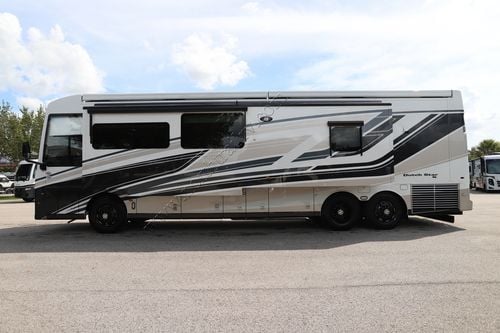 2026 Newmar Dutch Star 4081