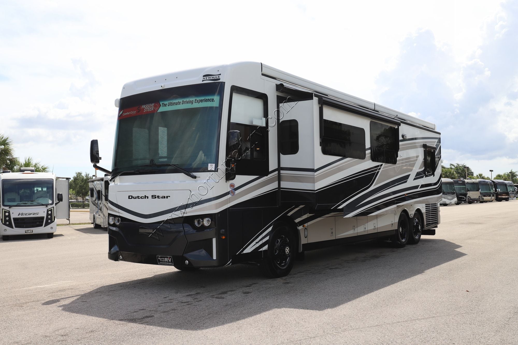 New 2026 Newmar Dutch Star 4081 Class A  For Sale