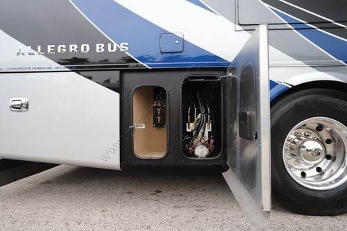 2018 Tiffin Motor Homes Allegro Bus 40SP