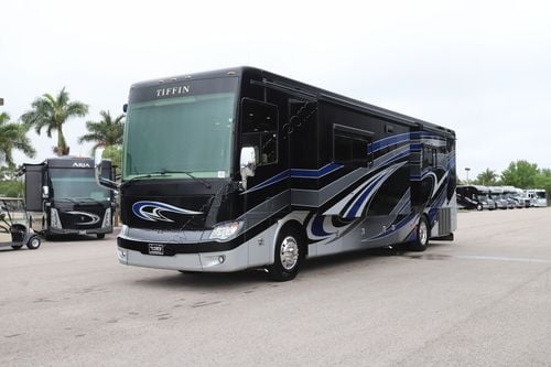 2018 Tiffin Motor Homes Allegro Bus 40SP
