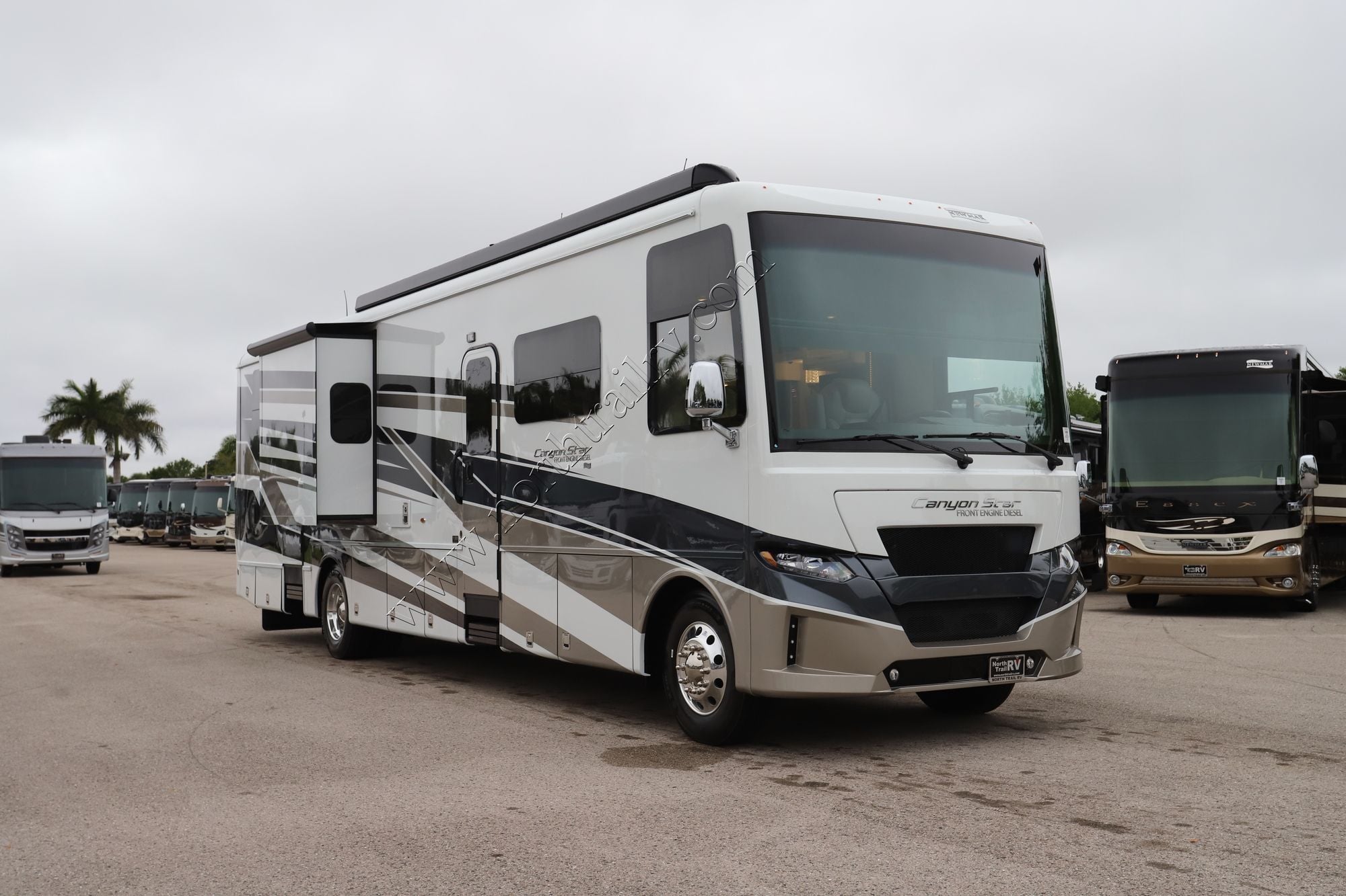 New 2026 Newmar Canyon Star 3947 Class A  For Sale