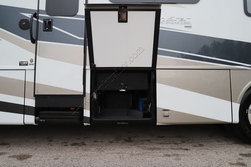 2026 Newmar Canyon Star 3947