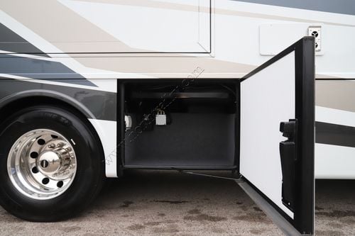 2026 Newmar Canyon Star 3947