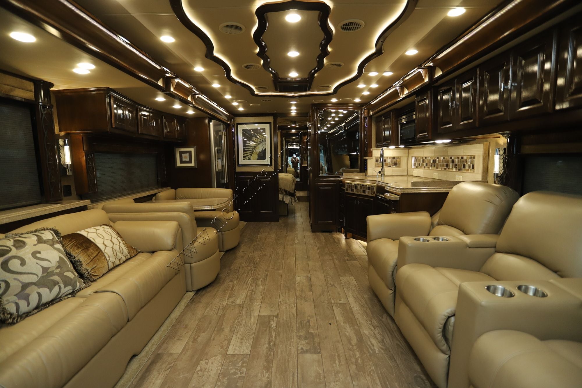 Used 2018 Tiffin Motor Homes Allegro Bus 40SP Class A  For Sale