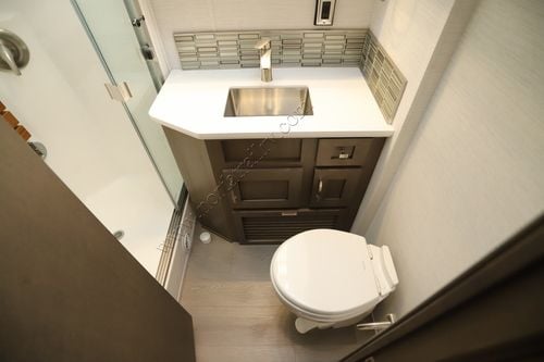 2026 Newmar Canyon Star 3947