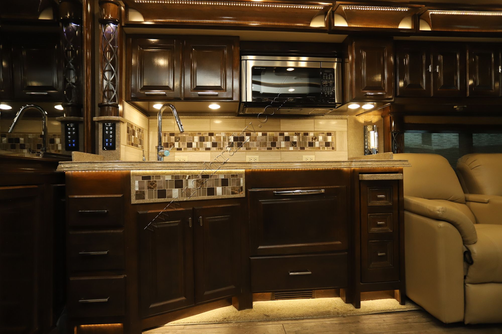 Used 2018 Tiffin Motor Homes Allegro Bus 40SP Class A  For Sale