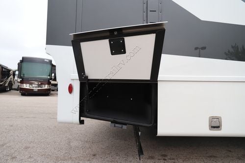 2026 Newmar Canyon Star 3947