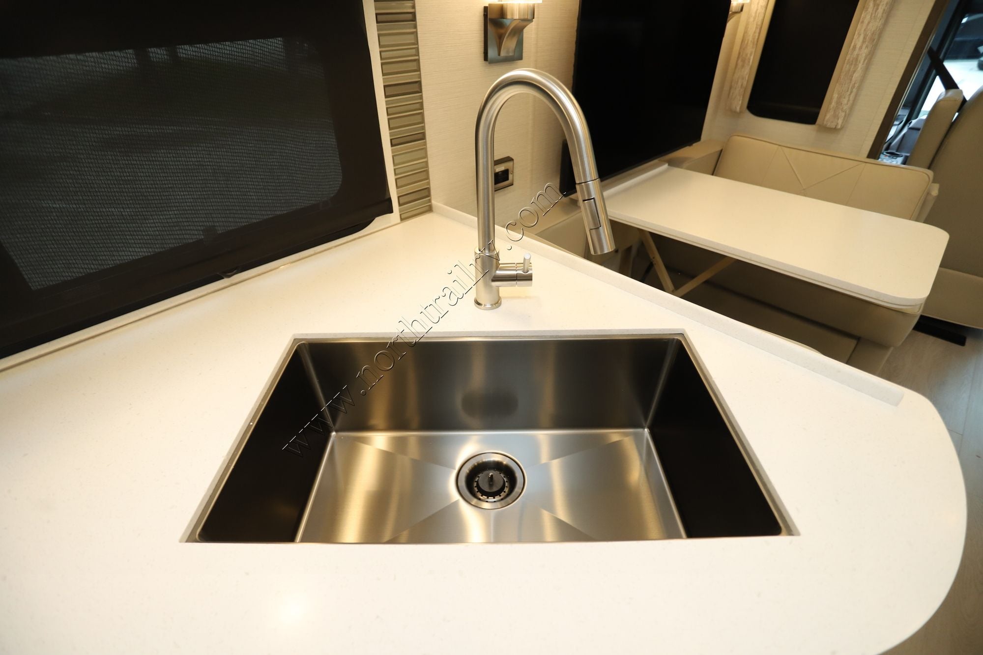 New 2026 Newmar Canyon Star 3947 Class A  For Sale