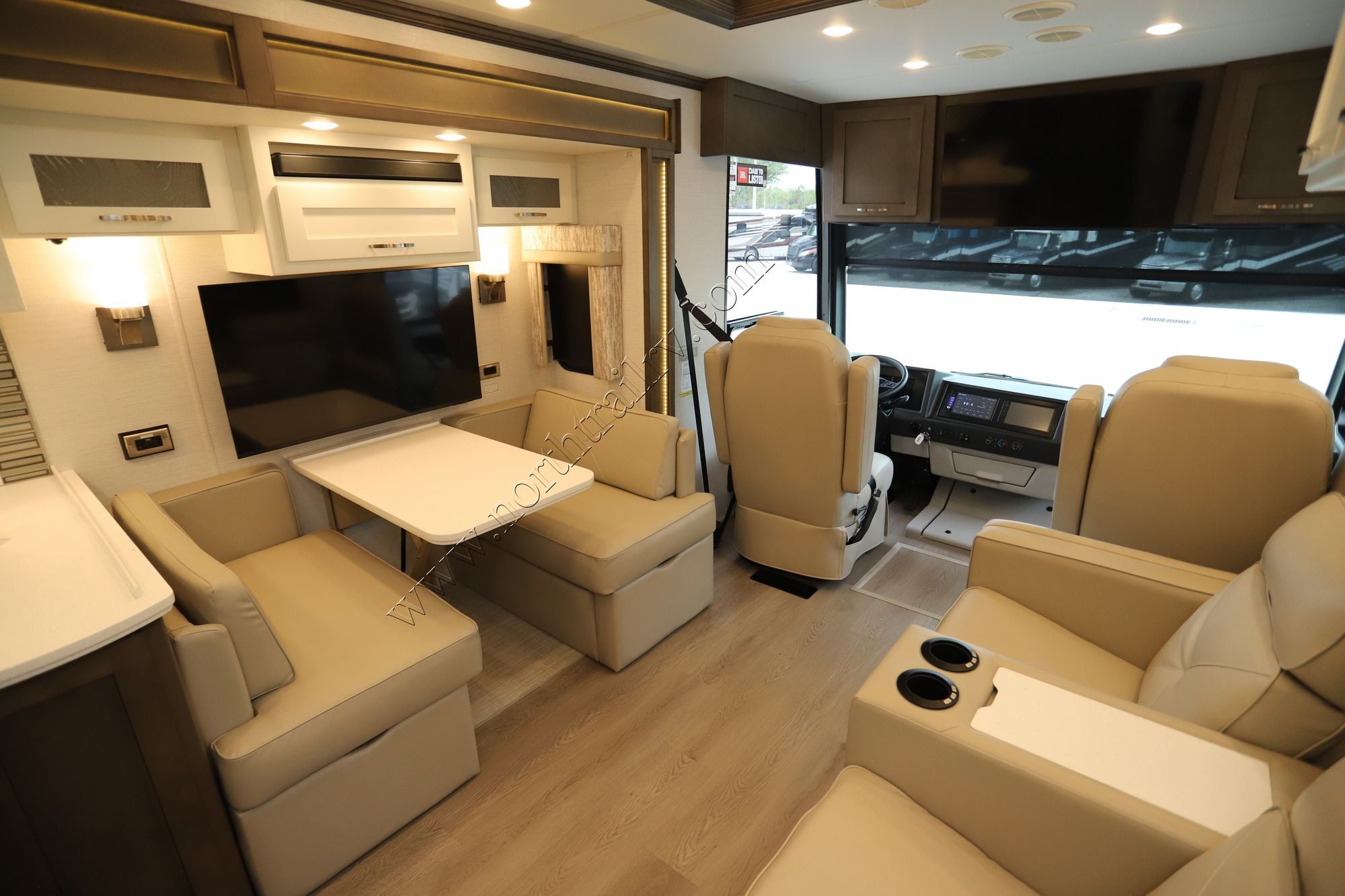 New 2026 Newmar Canyon Star 3947 Class A  For Sale