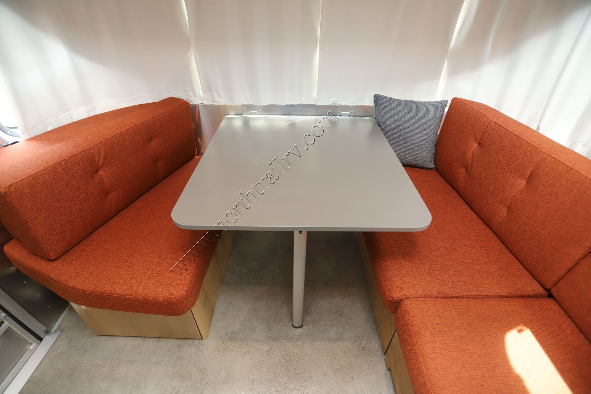 Used 2025 Airstream Trade Wind 25FB Travel Trailer  For Sale