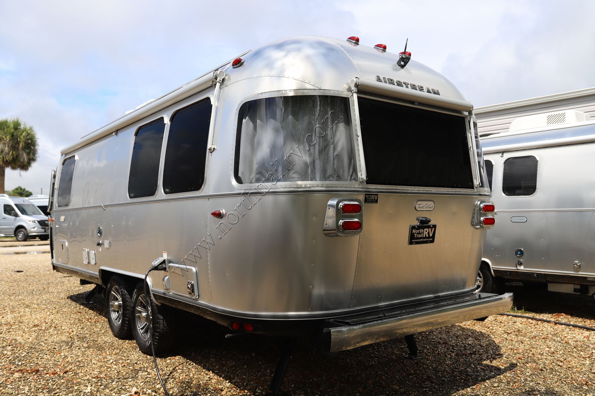 Used 2025 Airstream Trade Wind 25FB Travel Trailer  For Sale
