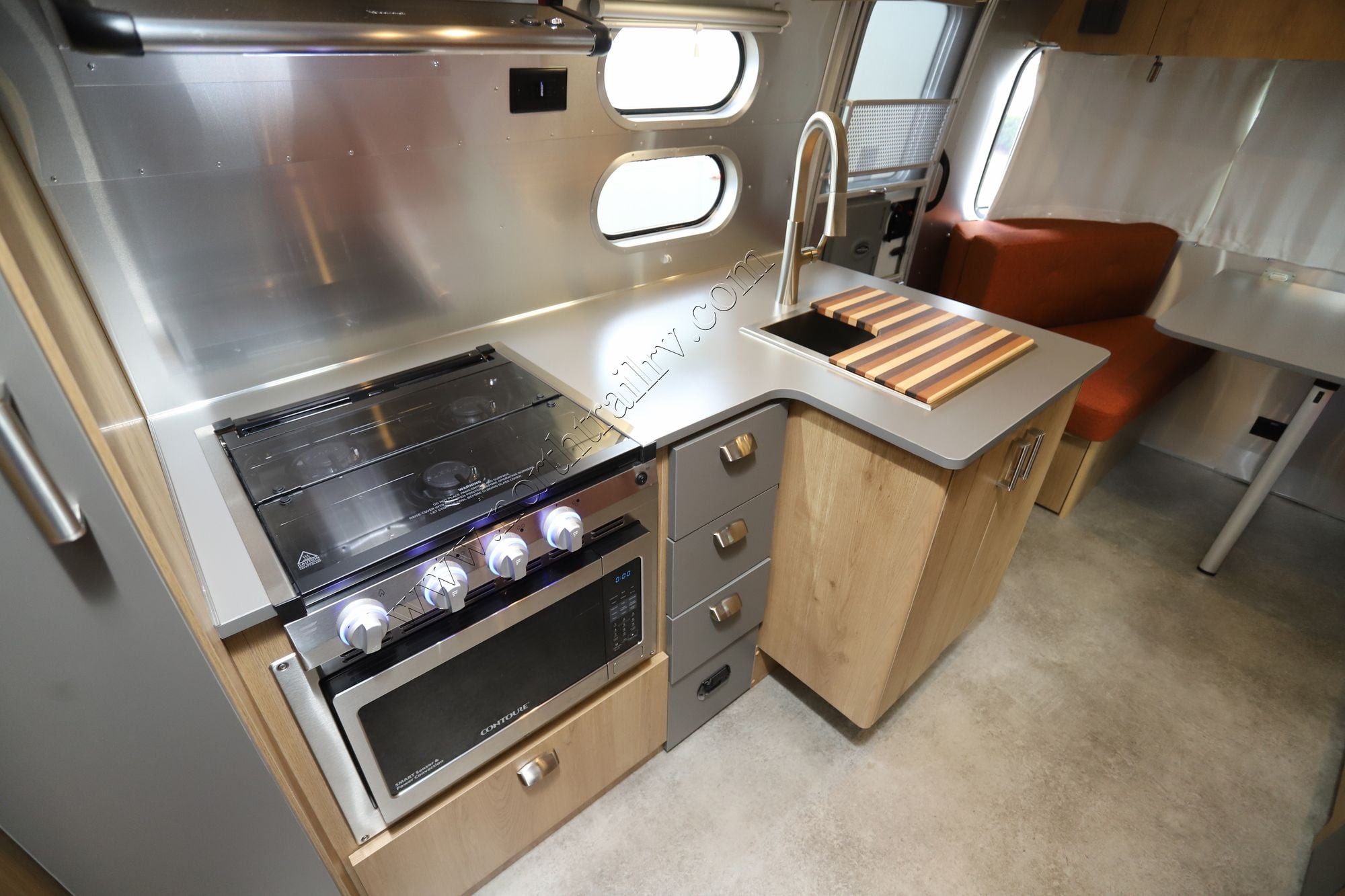 Used 2025 Airstream Trade Wind 25FB Travel Trailer  For Sale