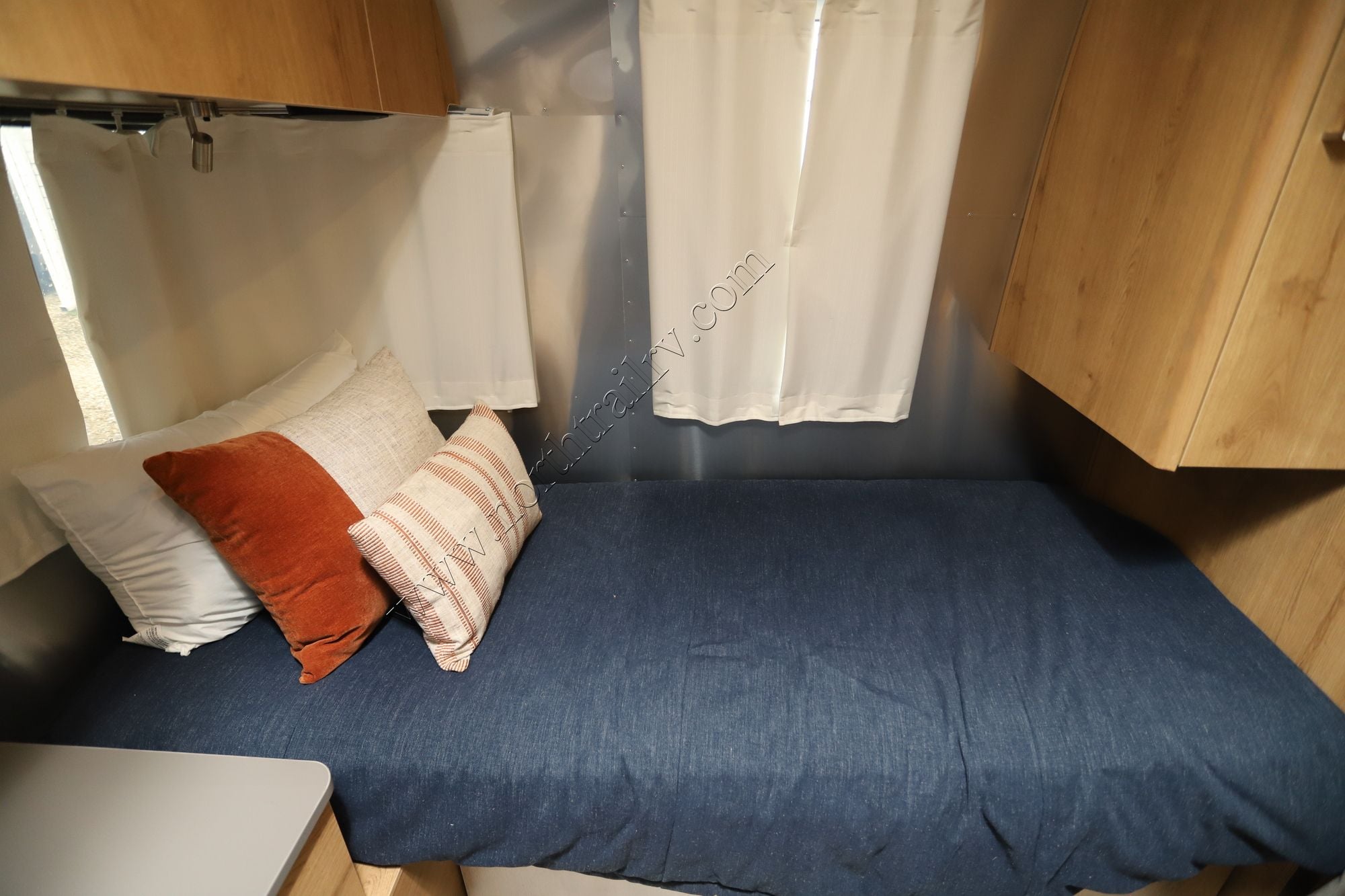 Used 2025 Airstream Trade Wind 25FB Travel Trailer  For Sale