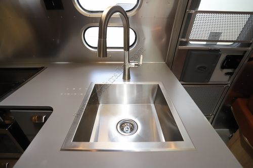 2025 Airstream Trade Wind 25FB Travel Trailer