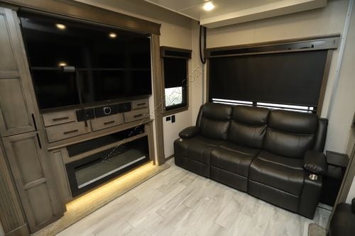 2022 Forest River Riverstone Legacy 442MC