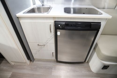 2017 Airstream Sport 16