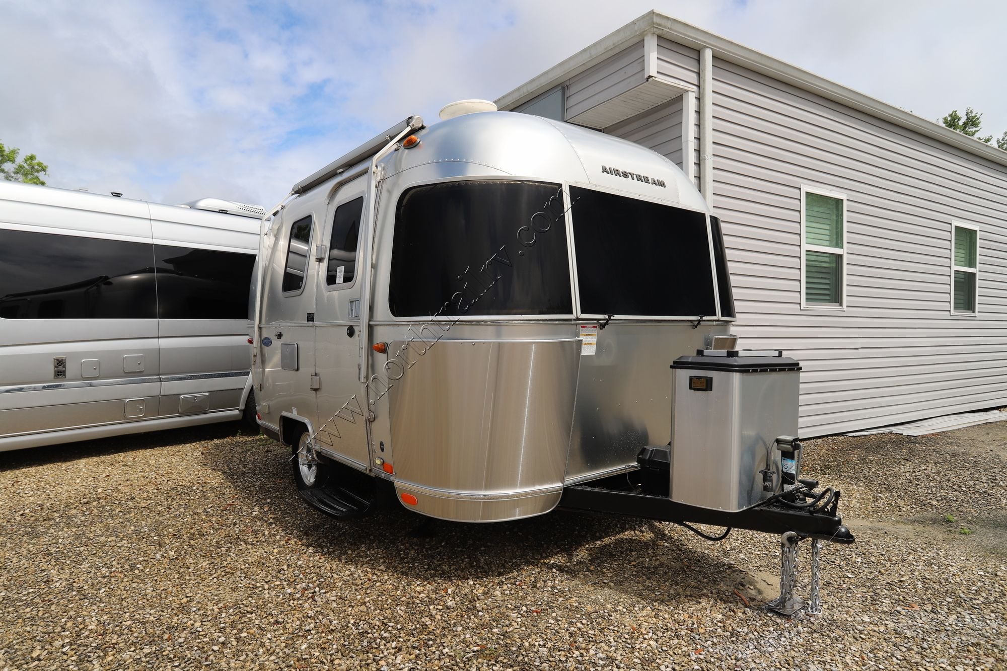 Used 2017 Airstream Sport 16 Travel Trailer  For Sale