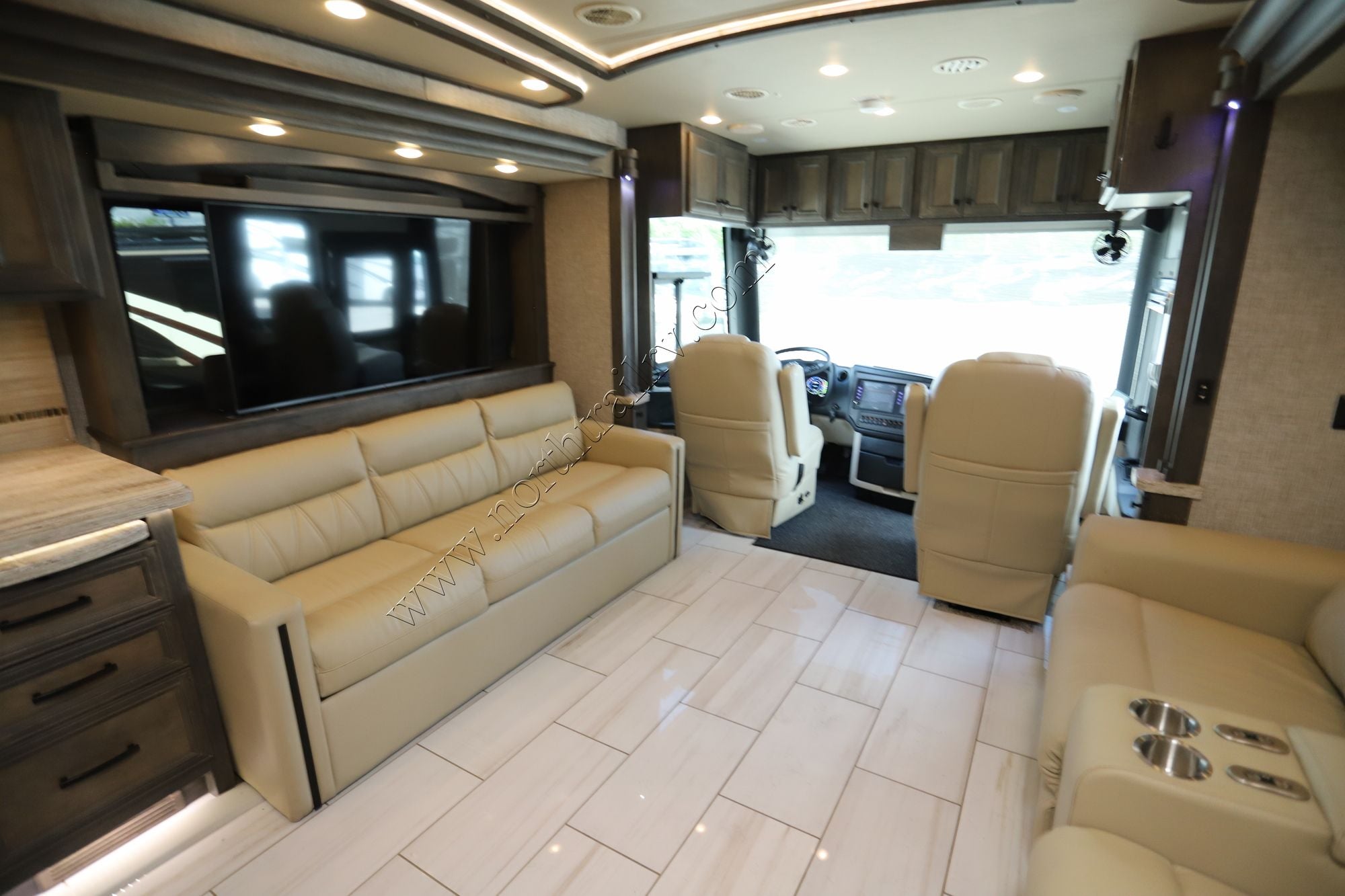 Used 2023 Tiffin Motor Homes Allegro Bus 45FP Class A  For Sale
