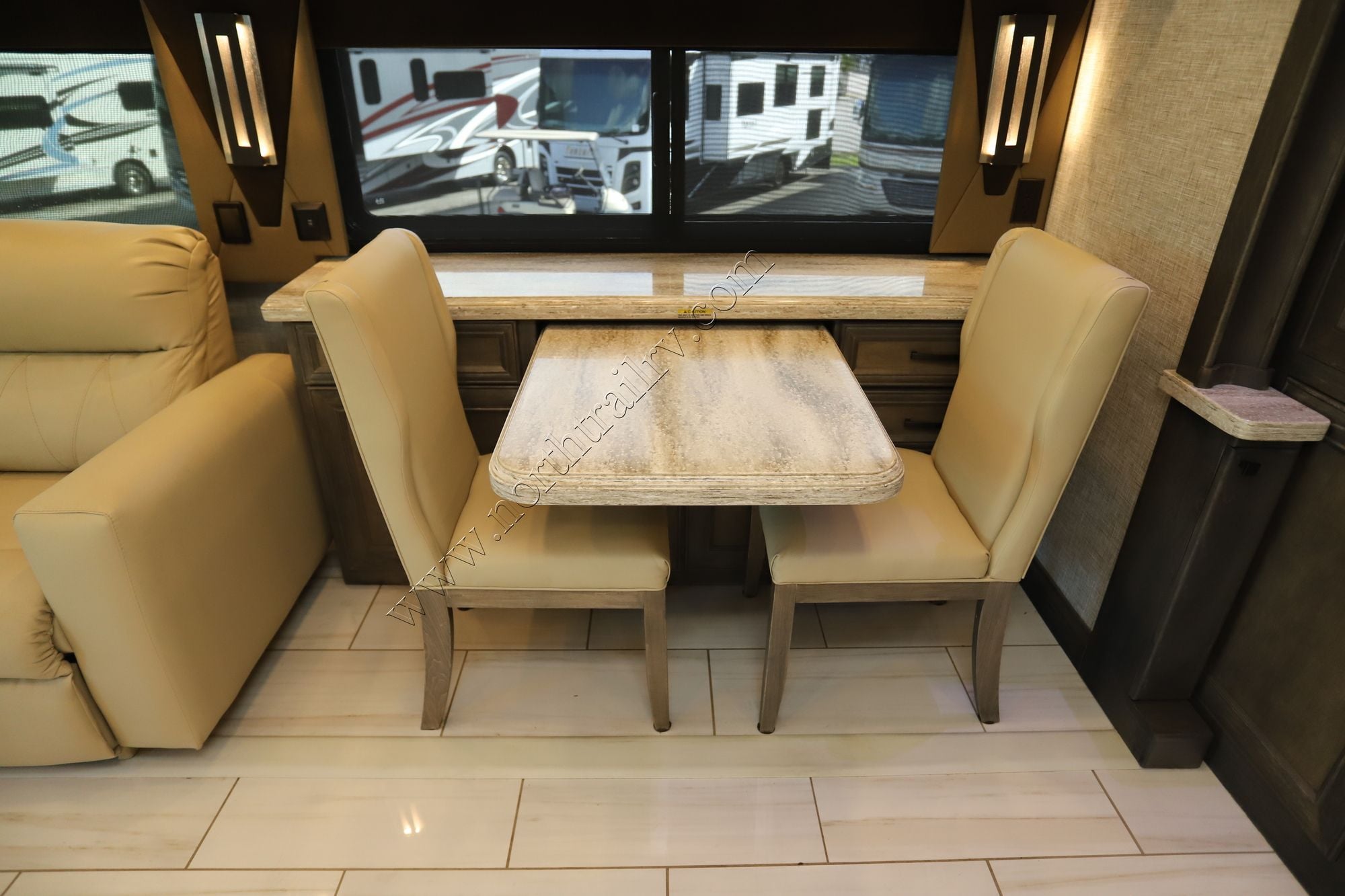 Used 2023 Tiffin Motor Homes Allegro Bus 45FP Class A  For Sale