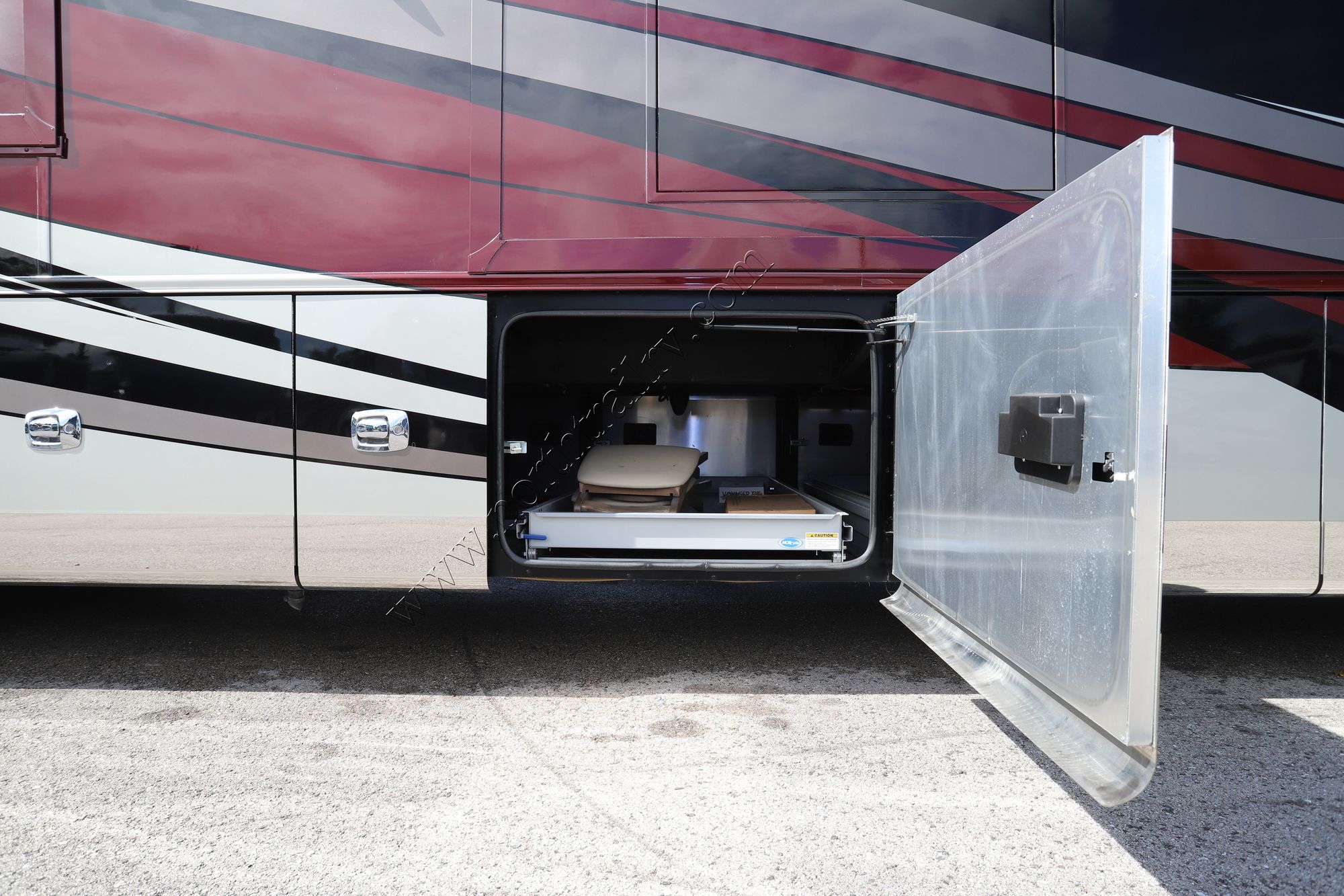 Used 2023 Tiffin Motor Homes Allegro Bus 45FP Class A  For Sale