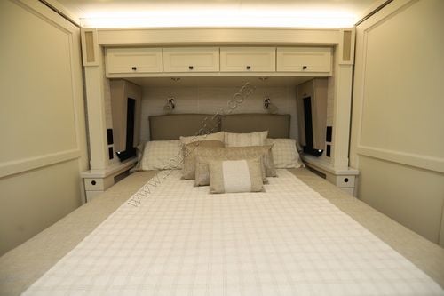 2026 Tiffin Motor Homes Phaeton 40IH