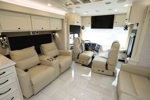 2026 Tiffin Motor Homes Phaeton 40IH